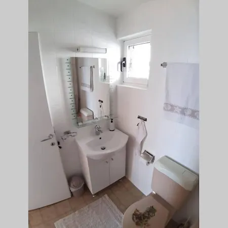 Jurcevic Apartman Seget Vranjica
